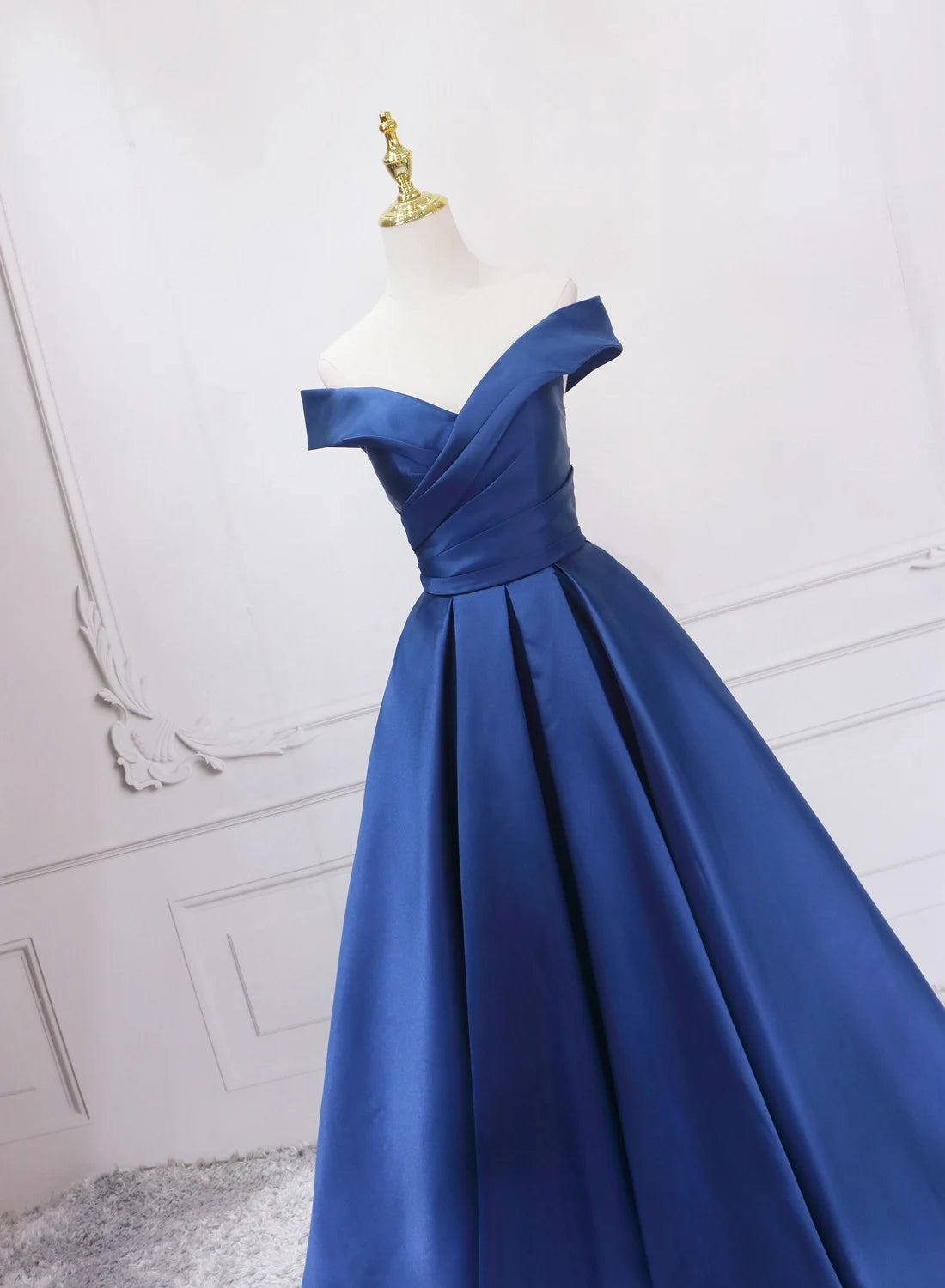 Beaira Blue Satin Sweetheart Long Wedding Party Dress Blue Formal Dress prom dresses shops