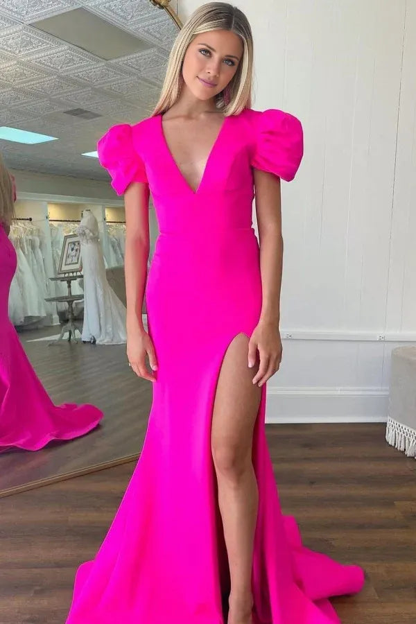 Beaira Classic & Modern Sheath V Neck Short Sleeves Open Back Black Prom Dress with High Side Slit and Train