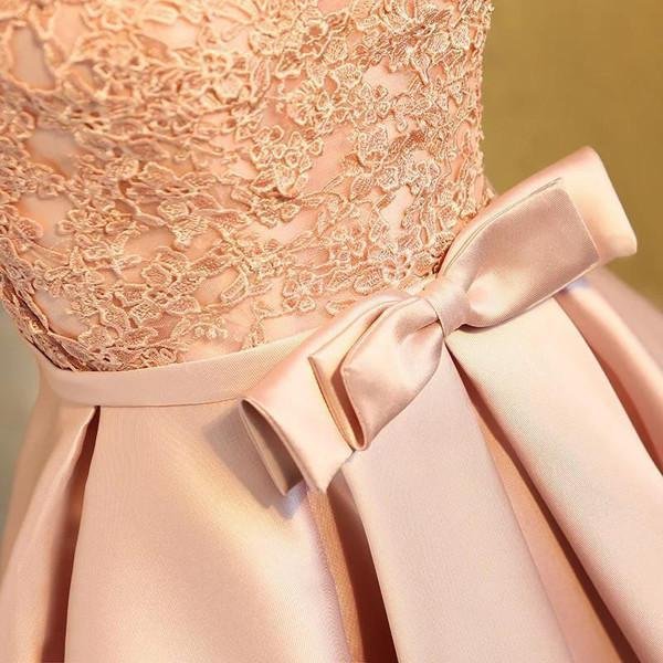 A Line Off the Shoulder Short Cocktail Dress Appliques Bowknot Lace Homecoming Dress