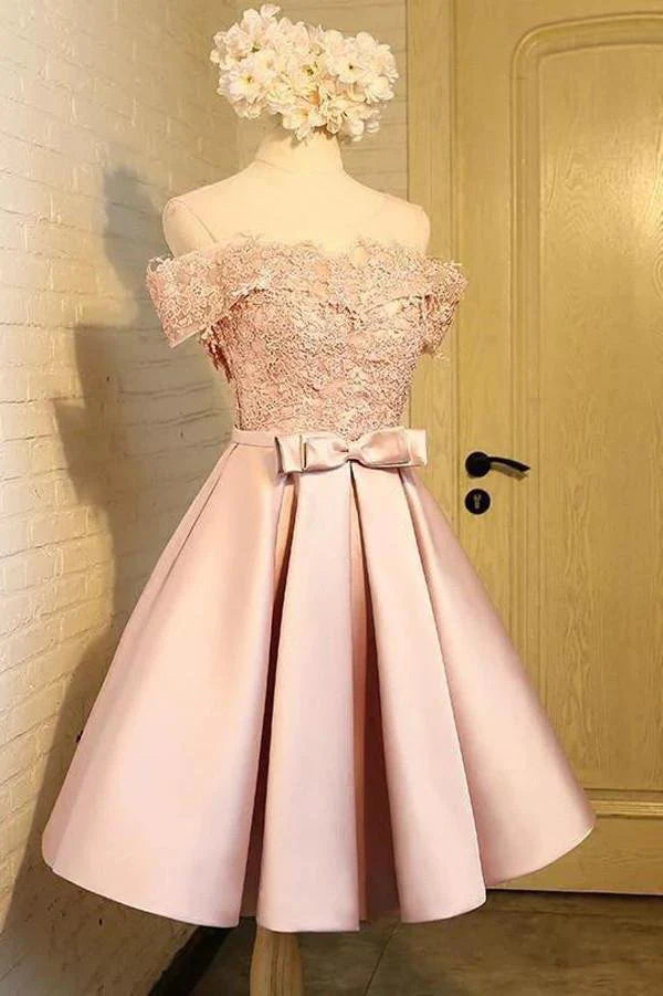 A Line Off the Shoulder Short Cocktail Dress Appliques Bowknot Lace Homecoming Dress