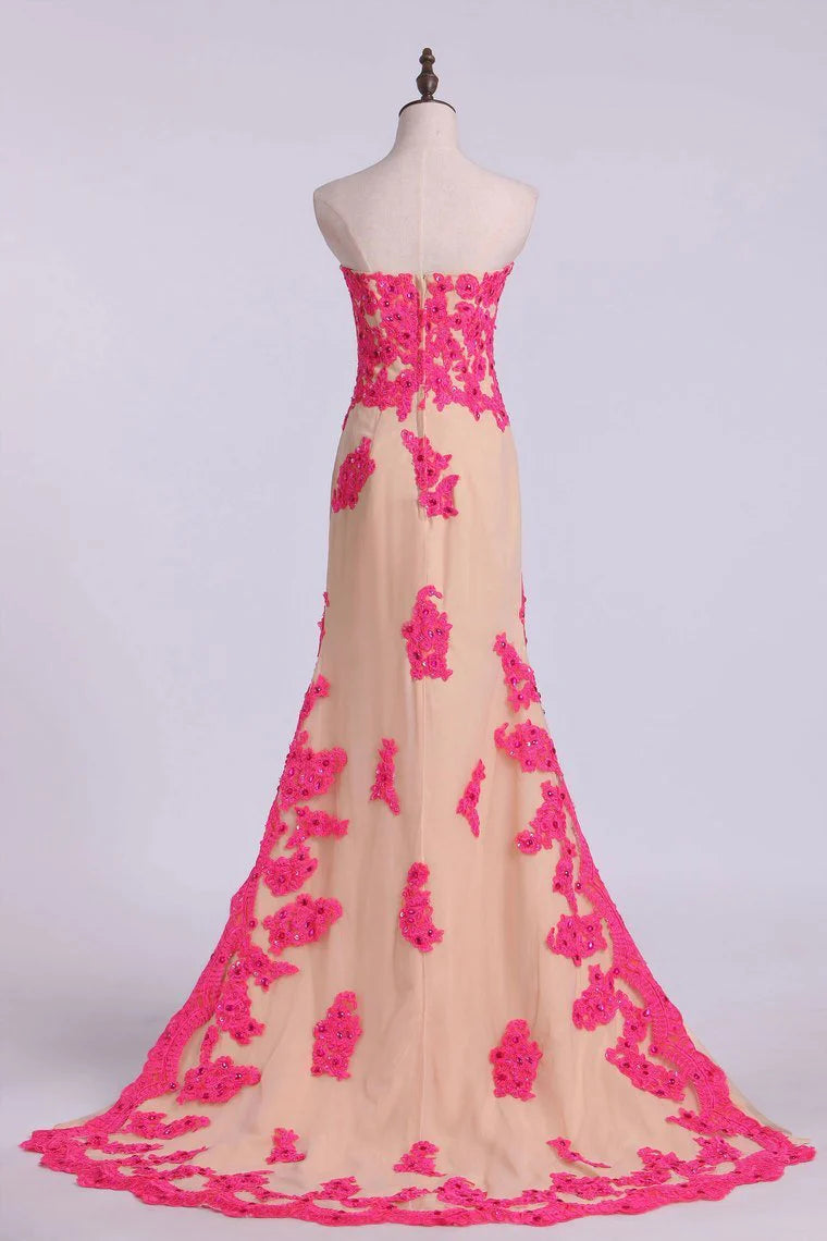 Asymmetrical Party Dresses Sheath Sweetheart With Applique