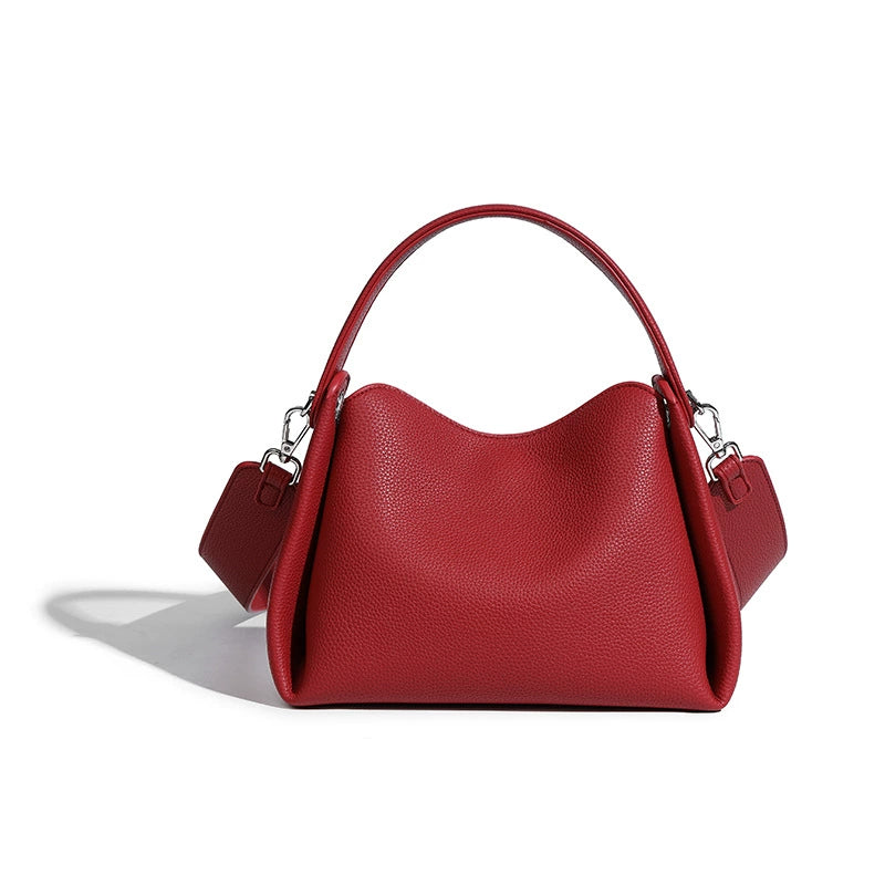 Beaira Advanced feel soft cigarette box bag summer women's bag niche handheld single shoulder diagonal cross bag commuting women's bag