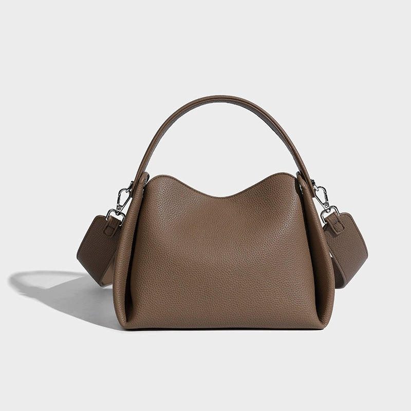 Beaira Advanced feel soft cigarette box bag summer women's bag niche handheld single shoulder diagonal cross bag commuting women's bag