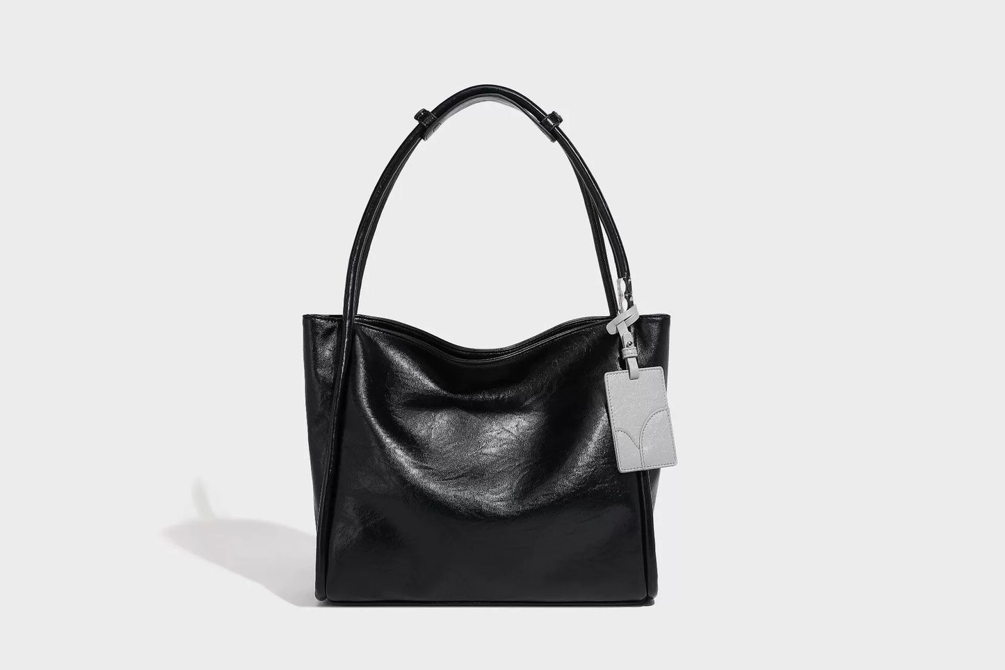 Beaira Autumn and Winter Versatile New High end Fashion Large Capacity Tote Bag with Niche Design Commuter Single Shoulder Underarm Bag