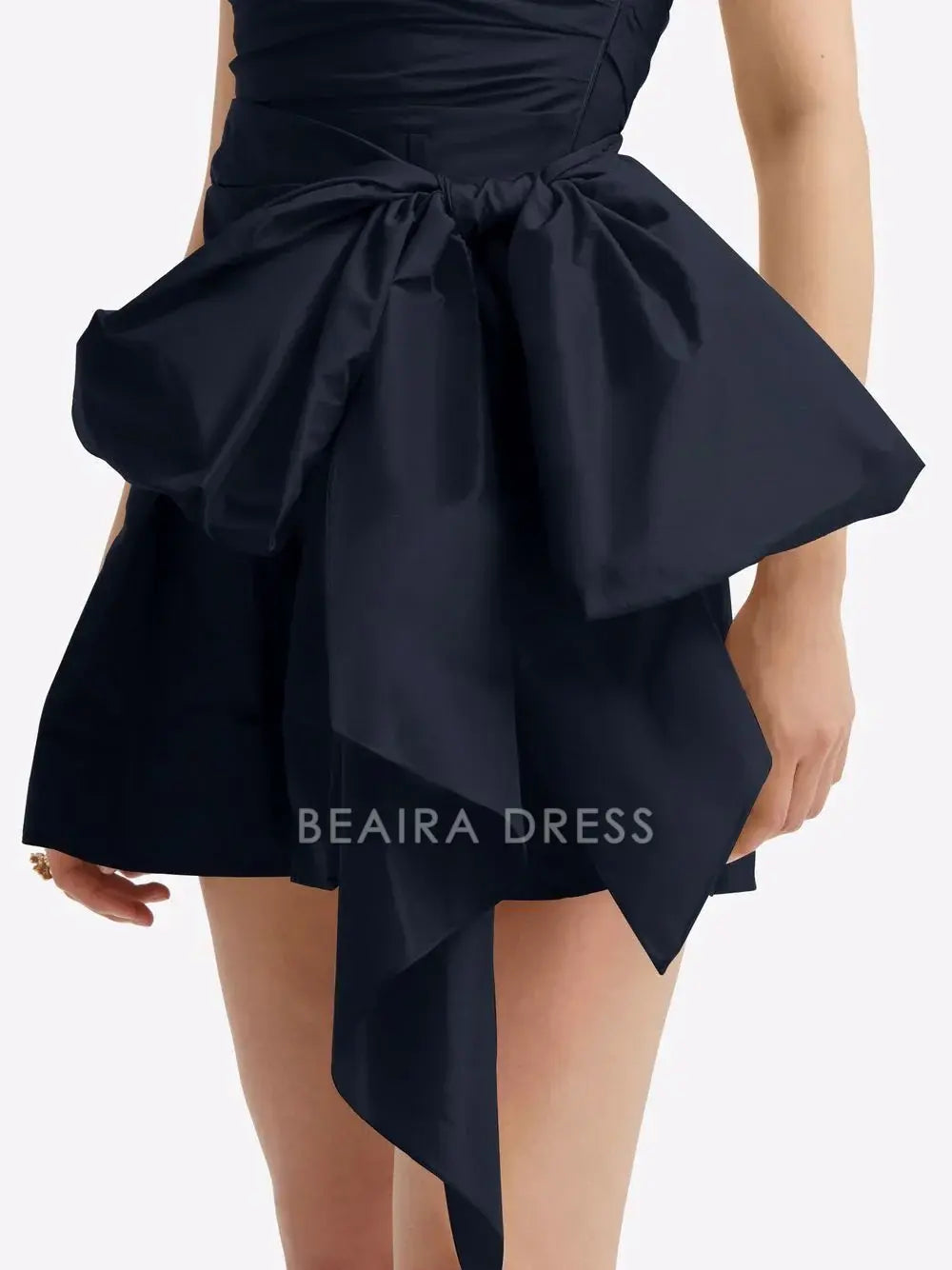 Beaira Elegant Navy Blue Satin Homecoming Dresses Black Mini Party Gown hot sale for women