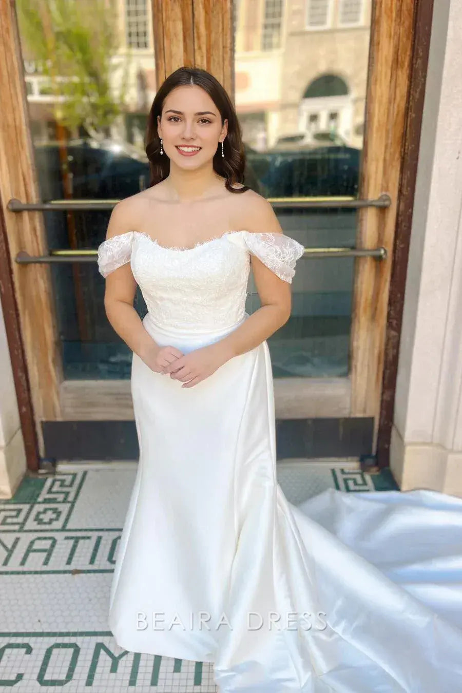 Beaira Elegant Off - the - Shoulder Mermaid Wedding Dress with Lace Bodice and Satin Skirt Featuring a Delicate Train for Romantic Bridal Elegance