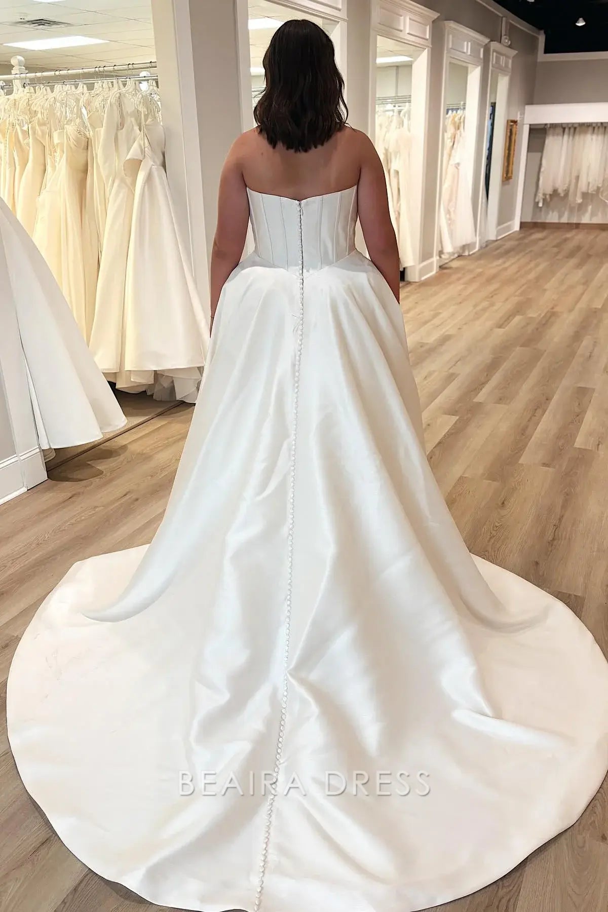 Beaira Elegant Strapless Ball Gown Wedding Dress with Structured Bodice and Satin Skirt for Timeless Bridal Elegance