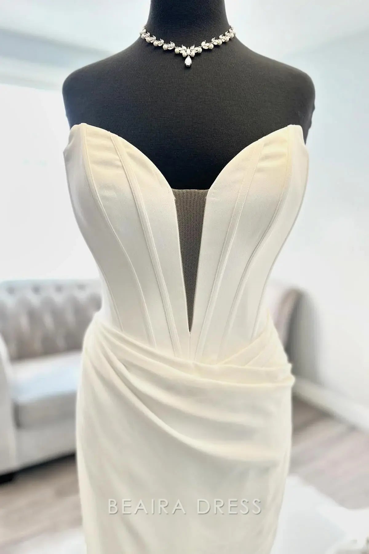 Beaira Elegant Strapless Sweetheart Neckline Mermaid Wedding Dress with Plunging V - Front and Draped Skirt for Modern Bridal Allure