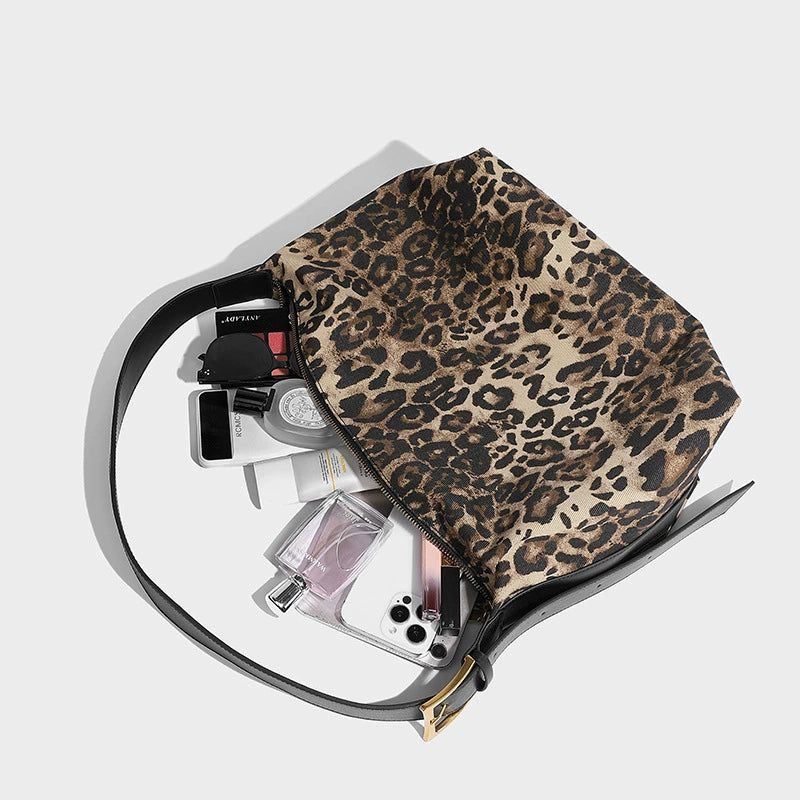 Beaira Korean Retro Leopard Print Underarm Bag New Bag Women's Large Capacity Lightweight and Versatile Tote One Shoulder Crossbody Bag
