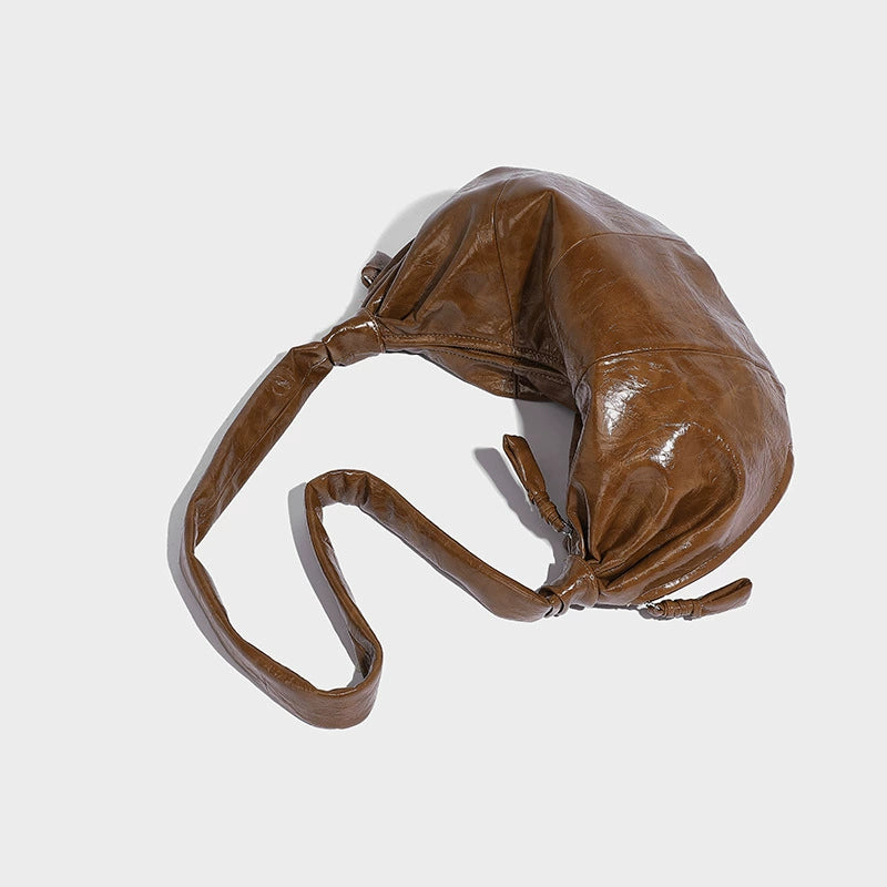 Beaira Korean retro large-capacity soft leather hand-held dumpling bag fashionable casual lazy style versatile one-shoulder underarm croissant