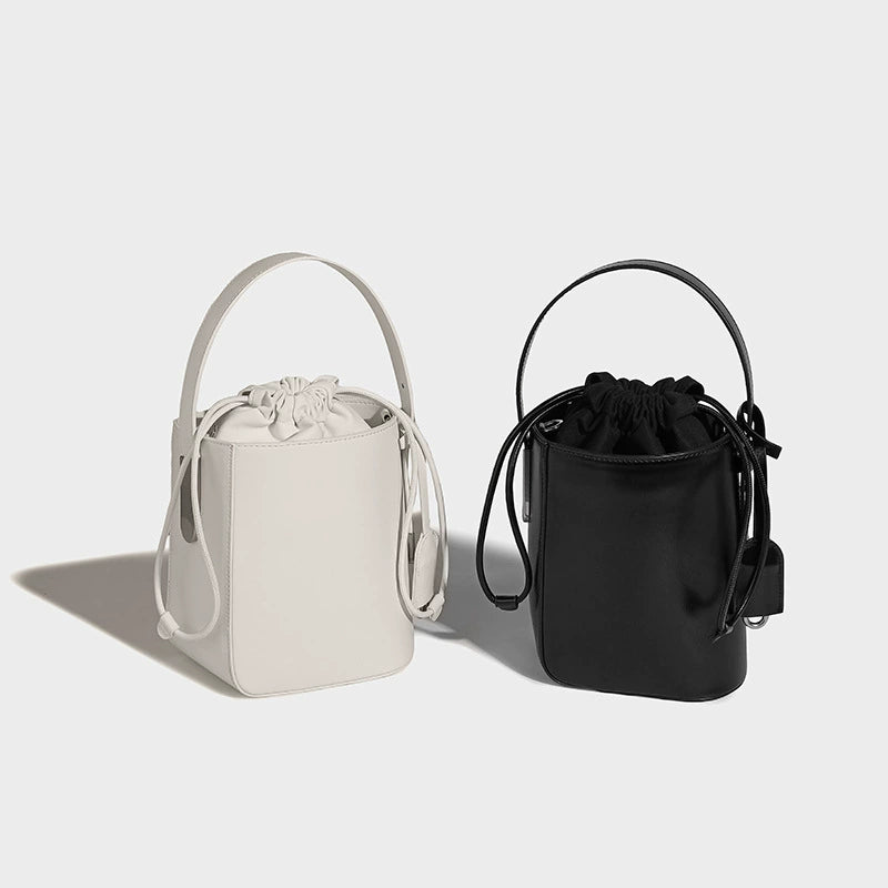 Beaira New high-end texture simple women's bag drawstring niche design black commuting bucket bag crossbody handbag