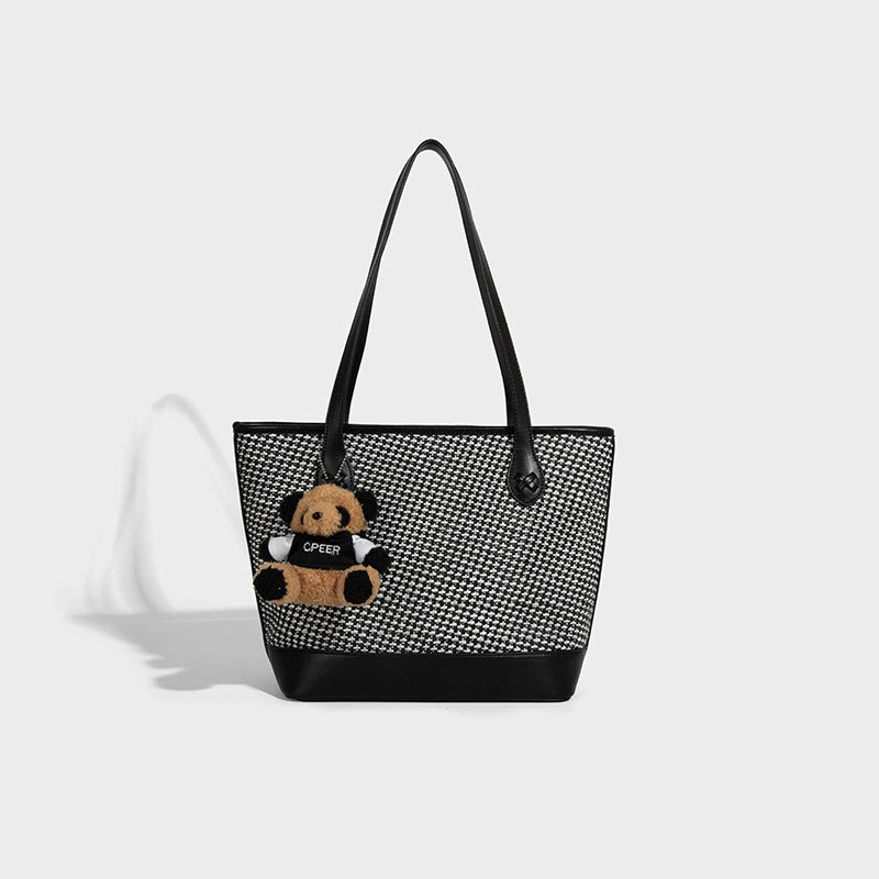 Beaira Summer high-end style new niche retro high-end style armpit bag woven grass bag large capacity simple support extra large