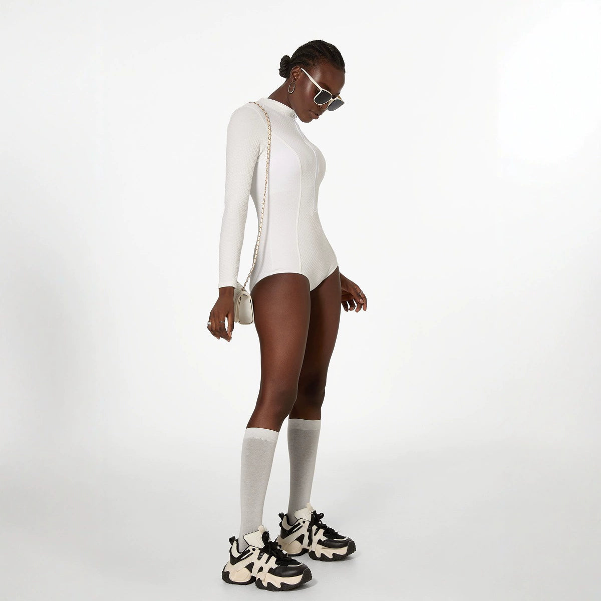 Beaira White long sleeved swimsuit new one-piece swimsuit women's solid color hot spring diving suit