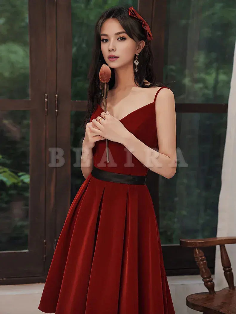 Beaira Burgundy velvet v neck short prom dress burgundy homecoming dress Bridesmaid dress shop
