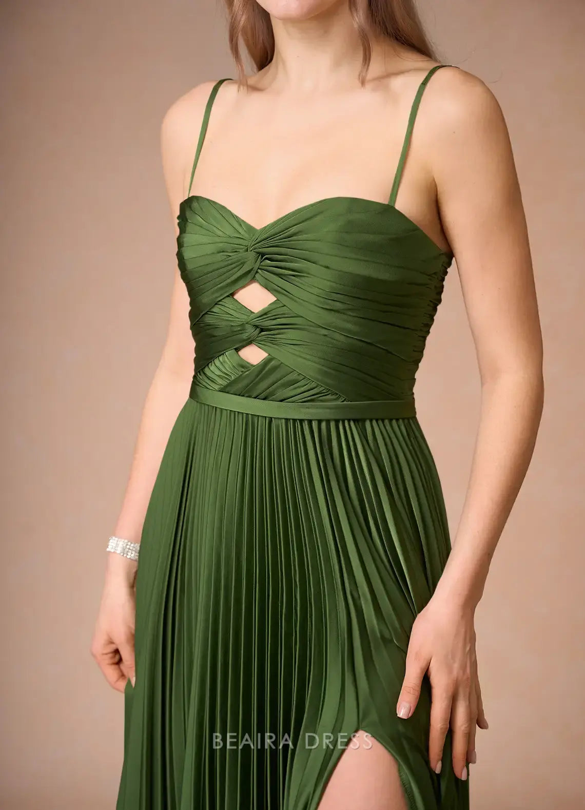 Elegant A-Line Spaghetti Strap Pleated Maxi Dress with Cutout Detail Prom Dress