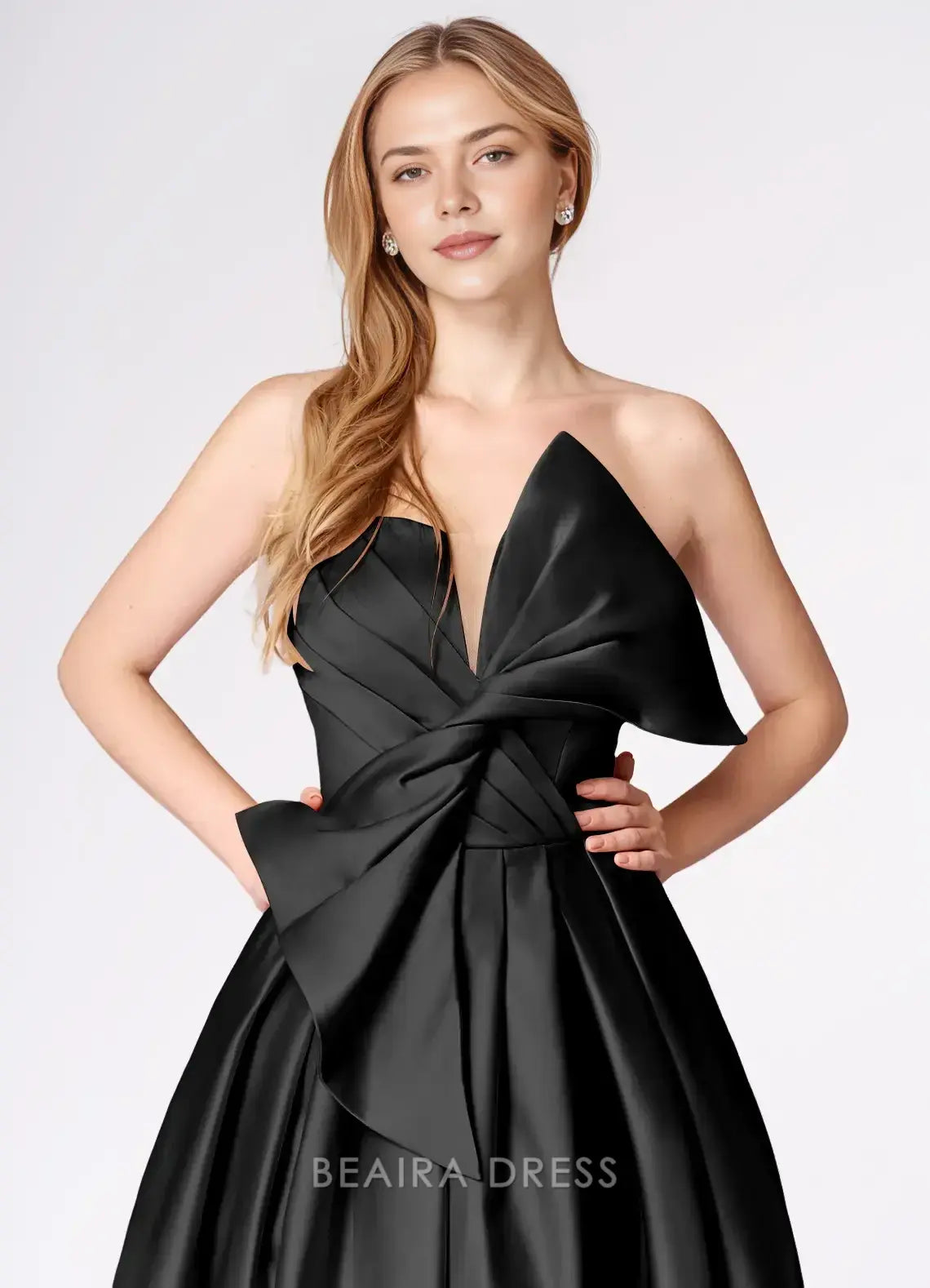 Elegant A-Line Strapless Bow - Detailed Satin Maxi Dress with Side Slit Prom Dress