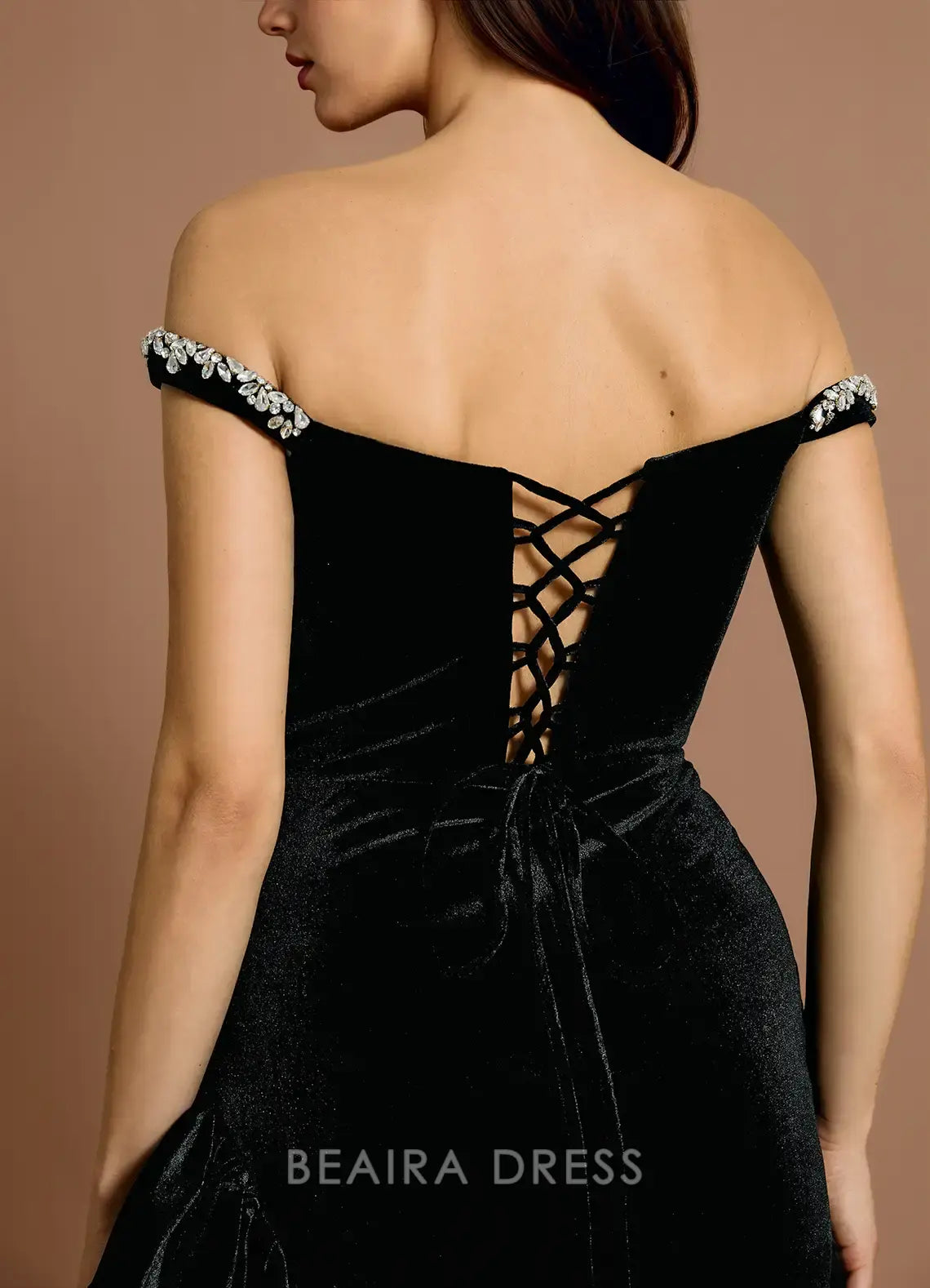 Elegant Off - Shoulder Velvet Maxi Dress with Embellished Neckline and Side Ruffle Prom Dress