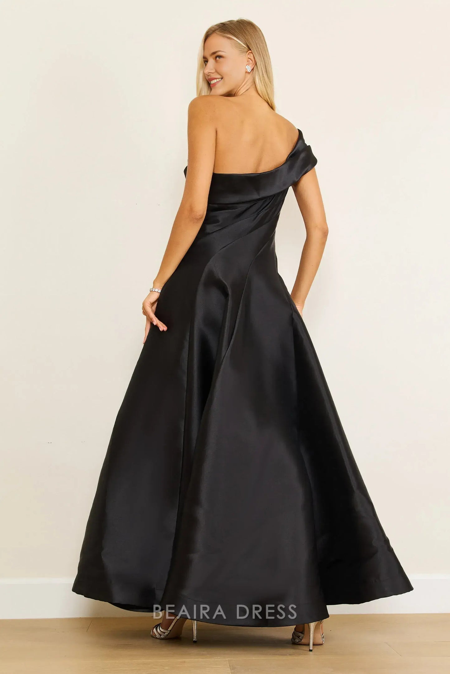Elegant One - Shoulder A-Line Satin Evening Gown with High Slit Prom Dress