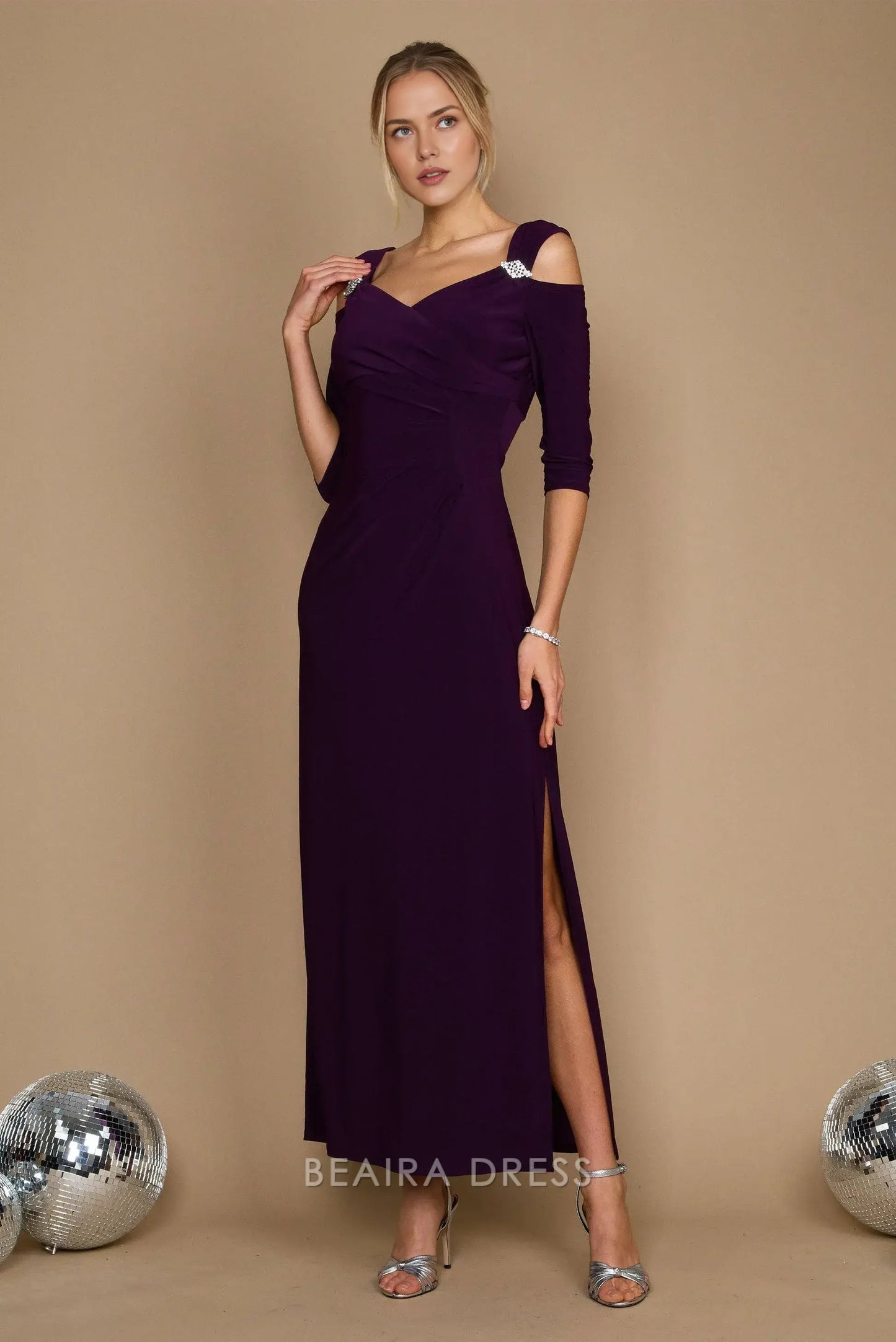 Elegant Sheath/Column Cold - Shoulder Ruched Long Sleeve Floor-Length Side Slit Prom Dress