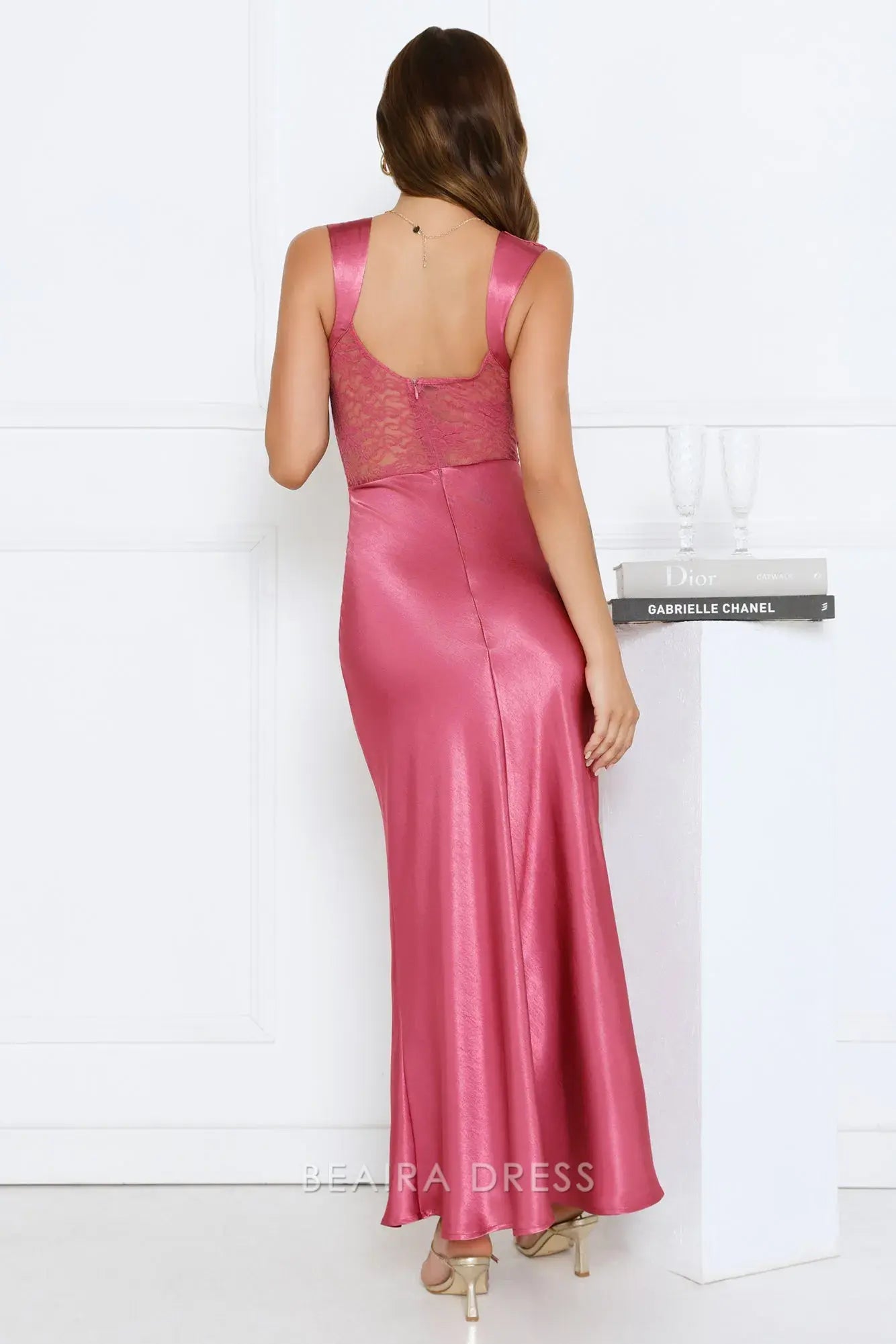 Elegant Sheath/Column Sweetheart Neck Lace Panel Satin Maxi Dress Prom Dress