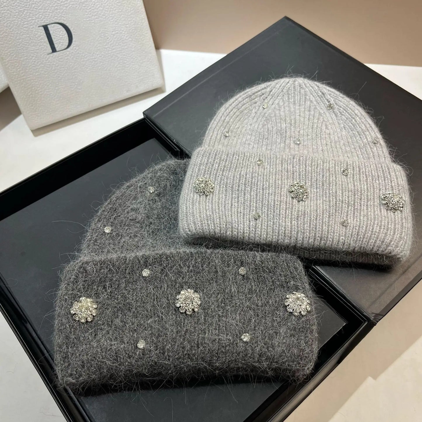 Beaira Luxury Rhinstone Real Rabbit Fur Knitted Hats for Women Winter Warm Wool Skullies Beanies Lady Casual Beanie Bonnet Skiing Cap