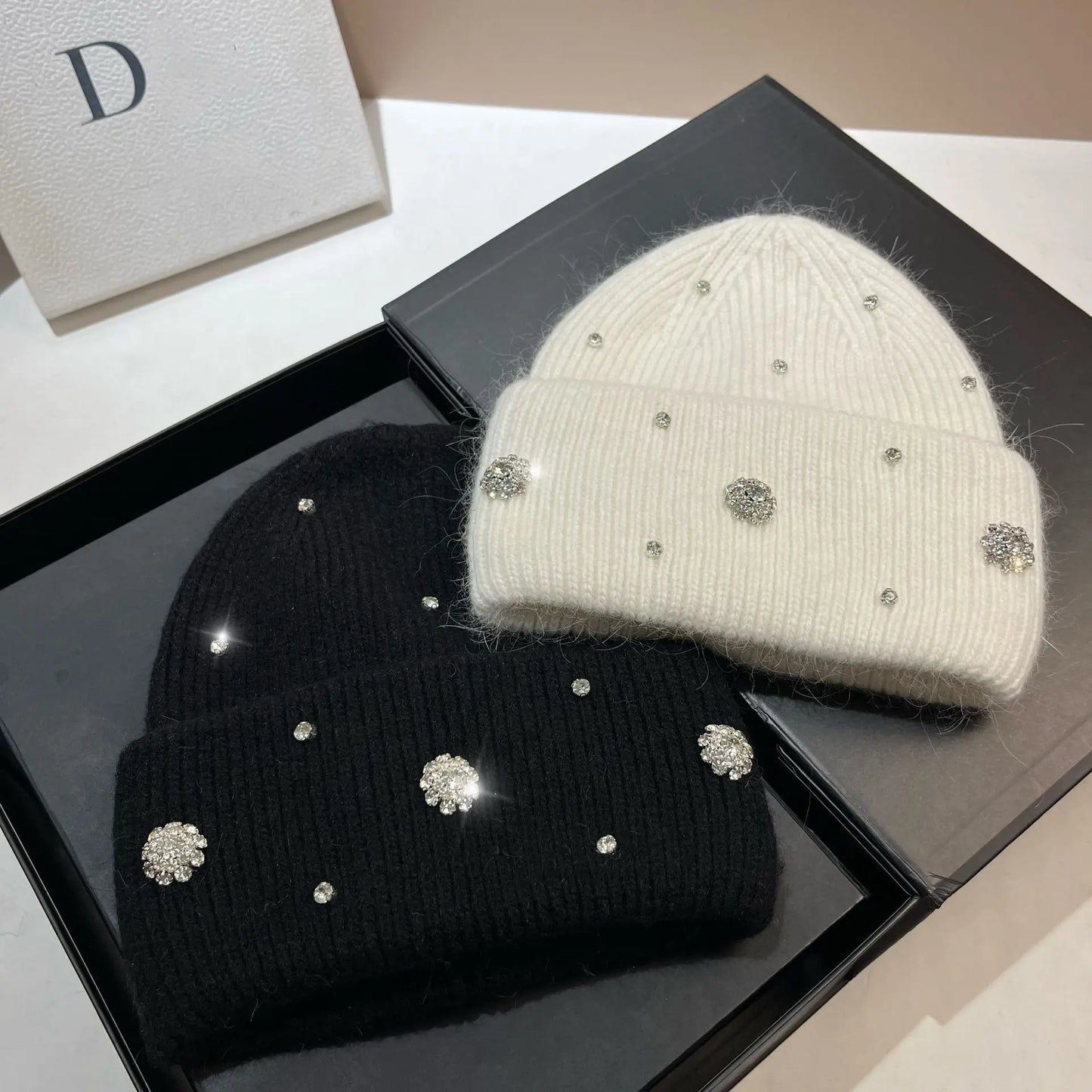 Beaira Luxury Rhinstone Real Rabbit Fur Knitted Hats for Women Winter Warm Wool Skullies Beanies Lady Casual Beanie Bonnet Skiing Cap