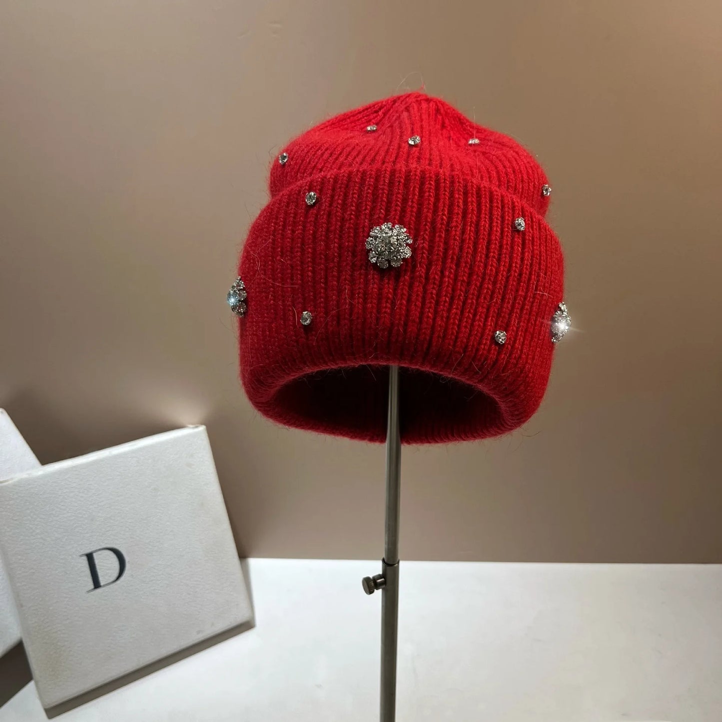 Beaira Luxury Rhinstone Real Rabbit Fur Knitted Hats for Women Winter Warm Wool Skullies Beanies Lady Casual Beanie Bonnet Skiing Cap