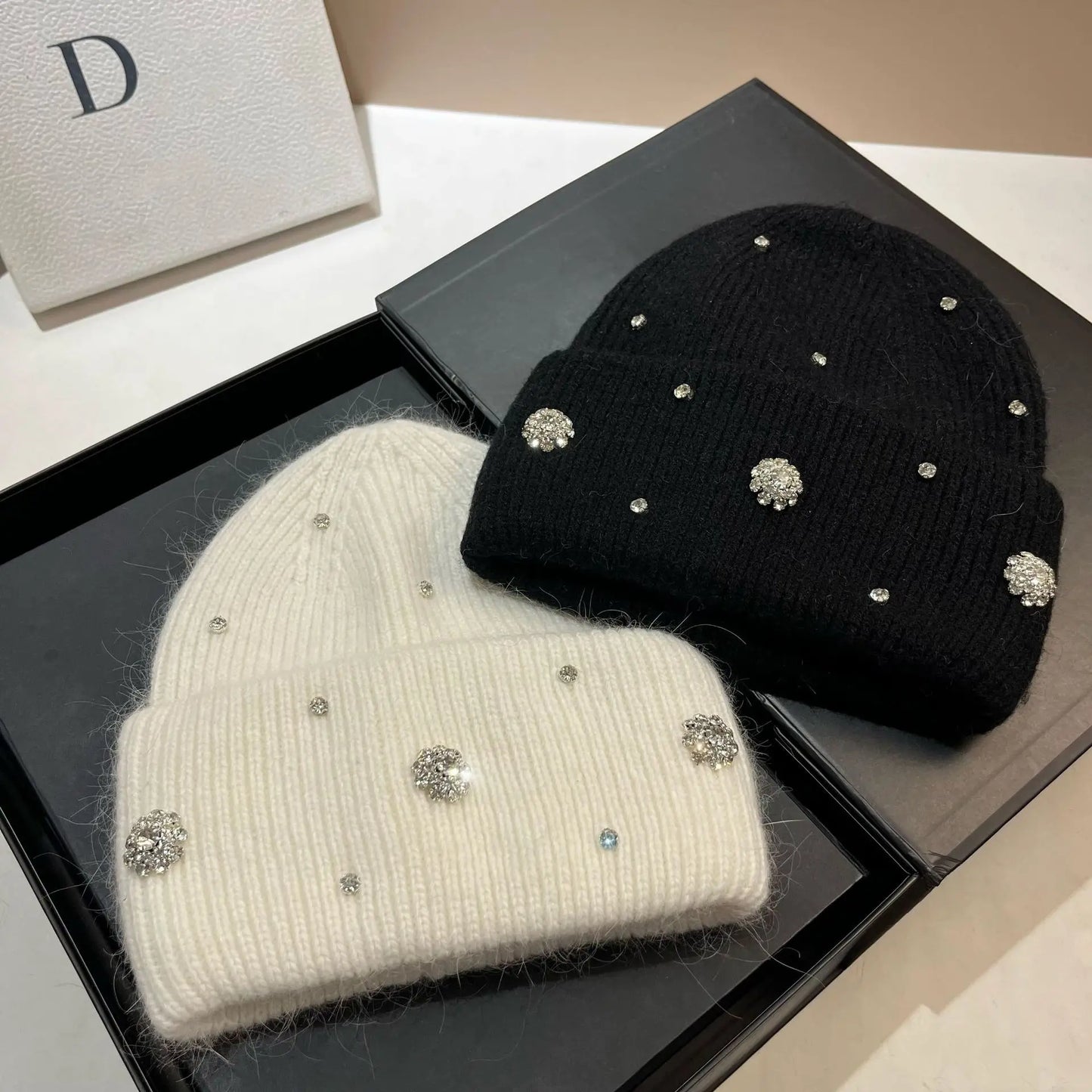 Beaira Luxury Rhinstone Real Rabbit Fur Knitted Hats for Women Winter Warm Wool Skullies Beanies Lady Casual Beanie Bonnet Skiing Cap