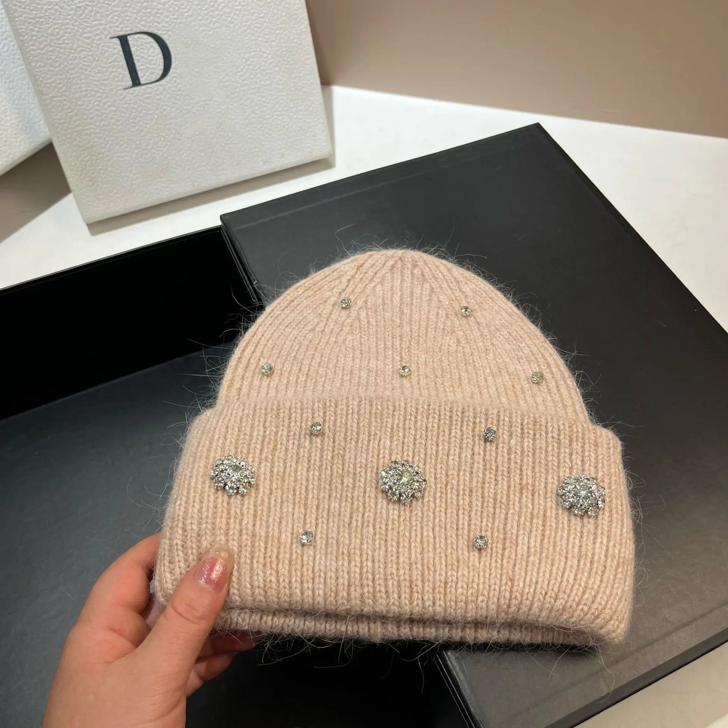 Beaira Luxury Rhinstone Real Rabbit Fur Knitted Hats for Women Winter Warm Wool Skullies Beanies Lady Casual Beanie Bonnet Skiing Cap