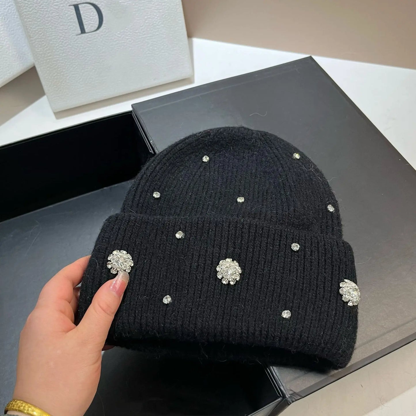 Beaira Luxury Rhinstone Real Rabbit Fur Knitted Hats for Women Winter Warm Wool Skullies Beanies Lady Casual Beanie Bonnet Skiing Cap