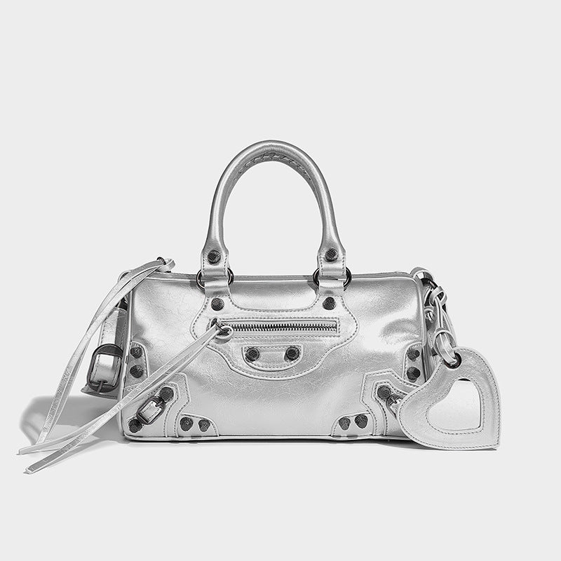 Beaira Paris Rivet Dark Motorcycle Bag Spicy Girl niche design high-end feel large capacity single shoulder crossbody tote handbag