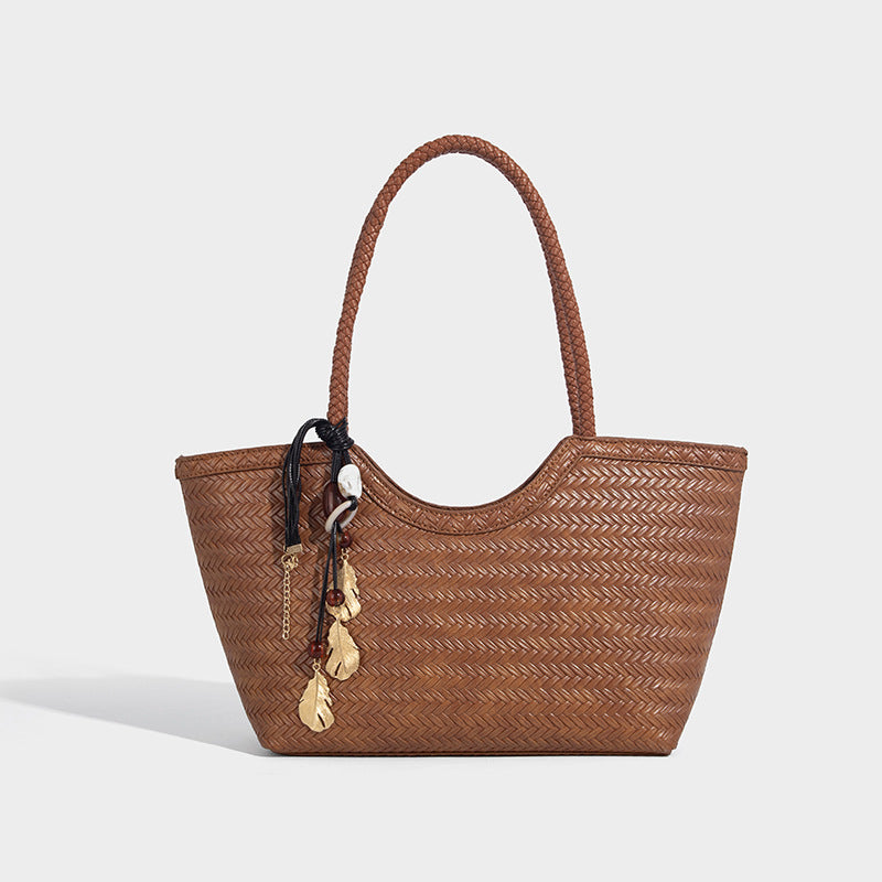 Beaira Large capacity commuting woven bag women's new high-end sensory vegetable basket bag fashionable and versatile tote bag