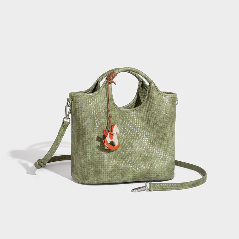 Beaira Large capacity Western style handbag new fashionable one shoulder vegetable basket bag niche design woven commuting bag