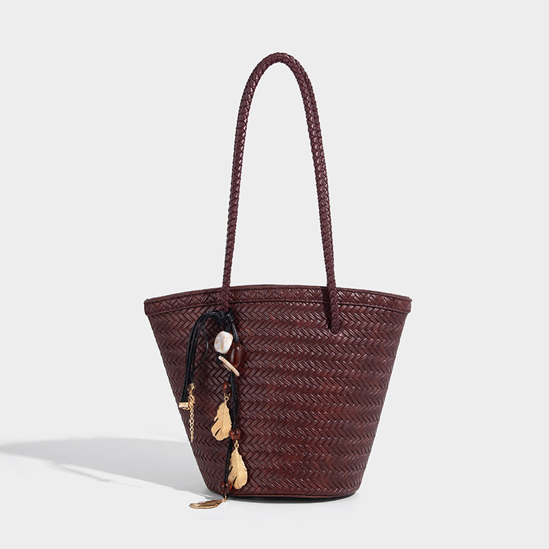 Beaira Niche woven bag new summer hand-held trendy vegetable basket French retro bucket bun mother shoulder bag