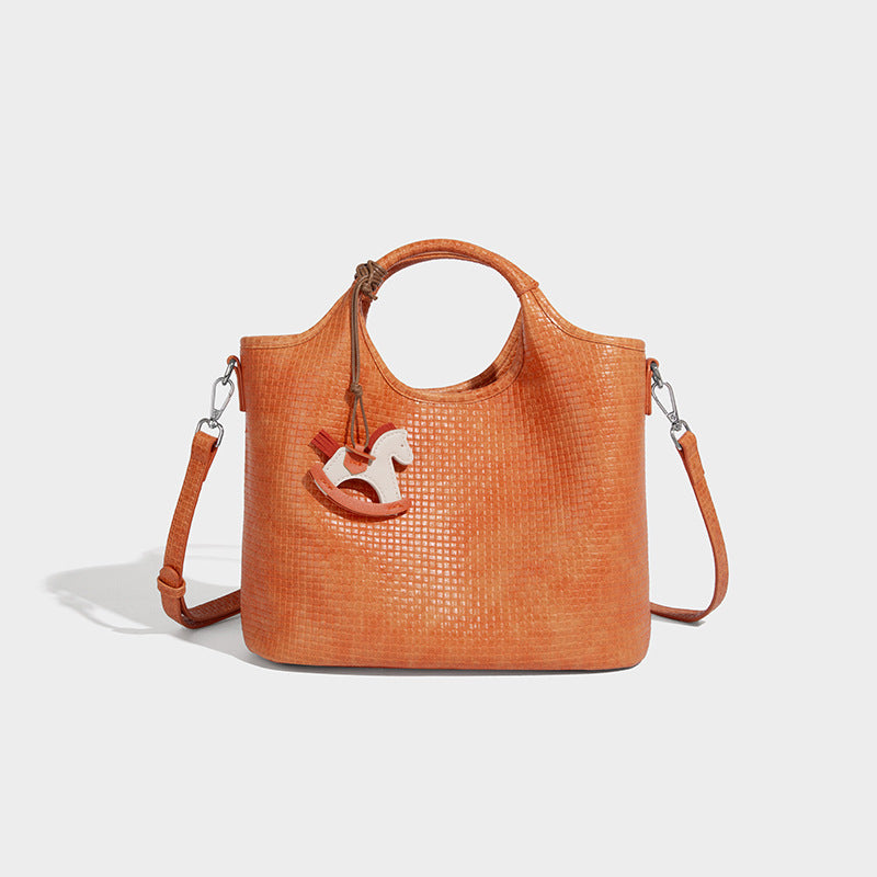 Beaira Large capacity Western style handbag new fashionable one shoulder vegetable basket bag niche design woven commuting bag