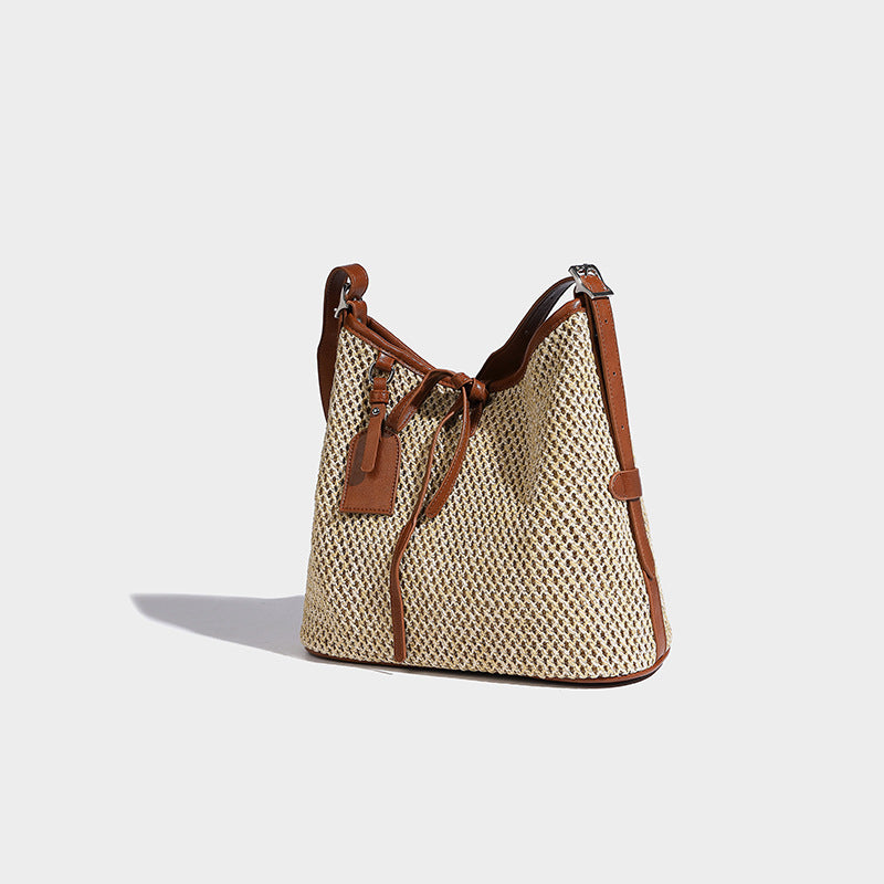 Beaira Leisure vacation style hollow woven straw bucket bag new splicing large capacity single shoulder tote beach bag