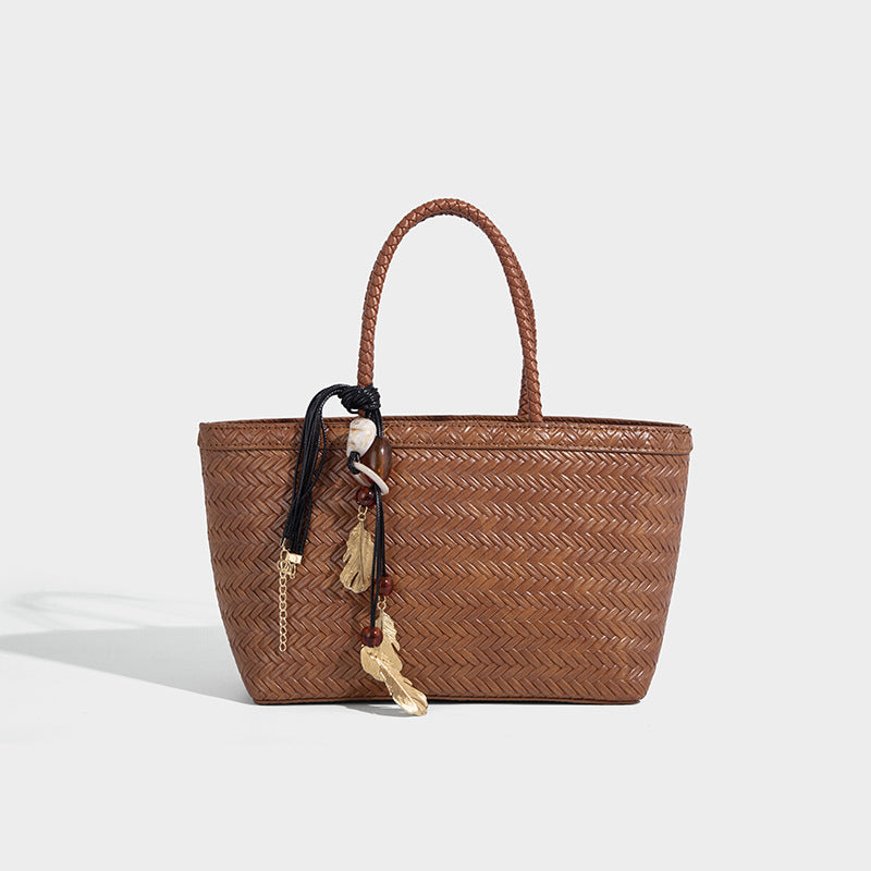 Beaira Advanced Handheld Woven Bag for Women's New Trendy Fashion Versatile Work Commuter Single Shoulder Crossbody Bag