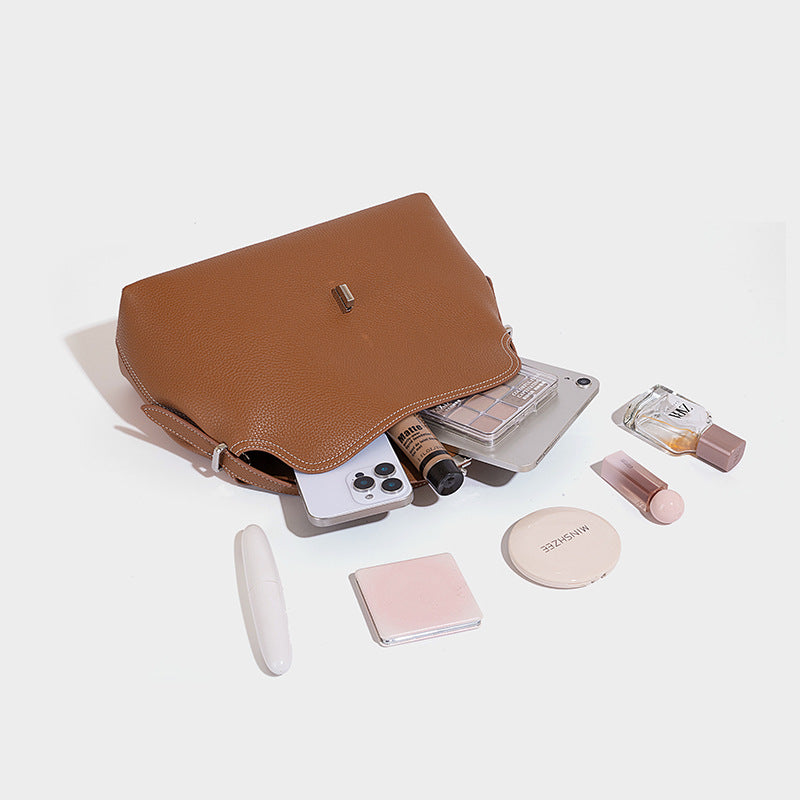 Beaira Cross border Swedish niche high-quality crossbody handbag versatile fashion light luxury shoulder bag commuting women's bag