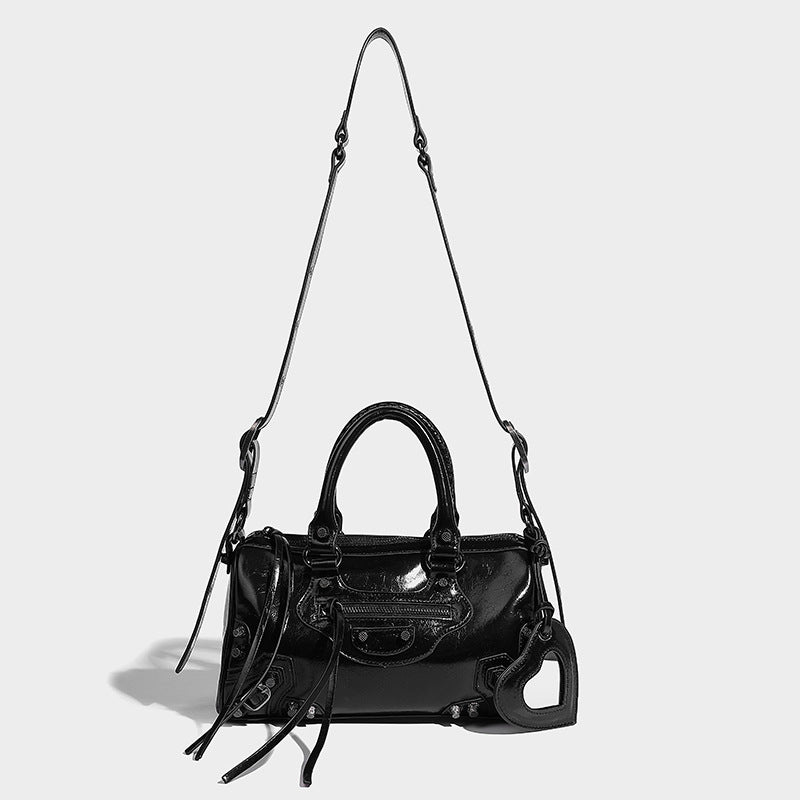 Beaira Paris Rivet Dark Motorcycle Bag Spicy Girl niche design high-end feel large capacity single shoulder crossbody tote handbag