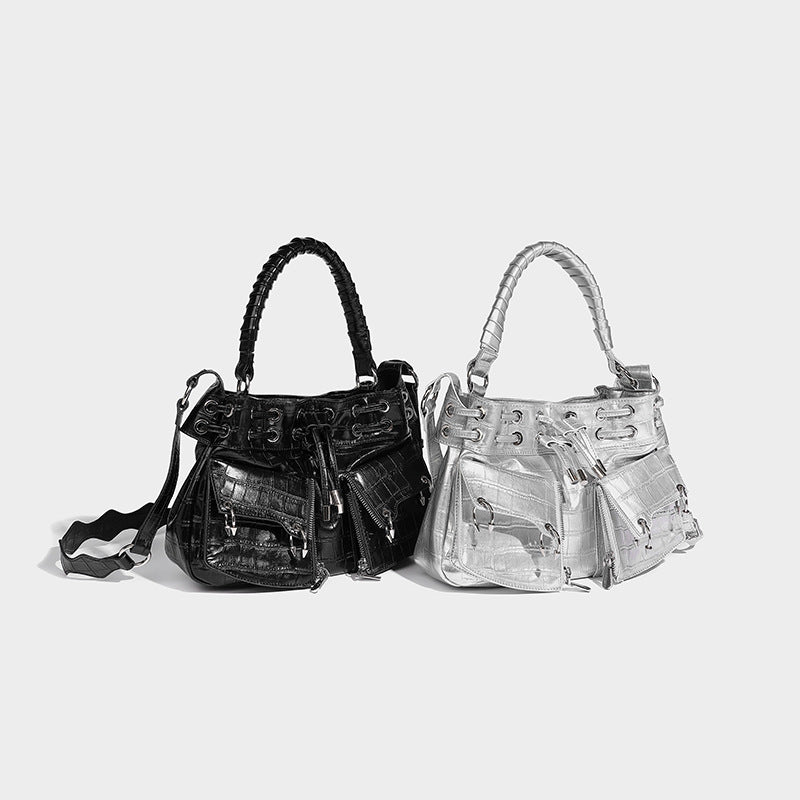Beaira Summer new niche high-end silver crescent bag fashionable and versatile one shoulder armpit bag spicy girl motorcycle bag