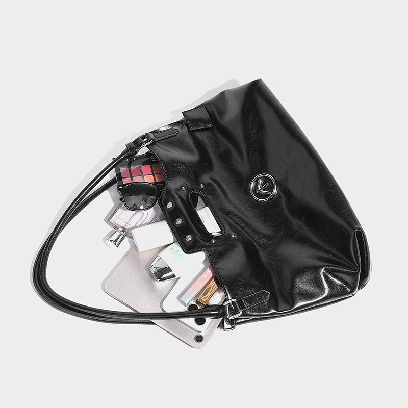 Beaira Wrinkled Arrow Bag New Tote Bag Large Capacity Commuter Handheld Single Shoulder Soft Bag High Quality Fashion Women's Bag