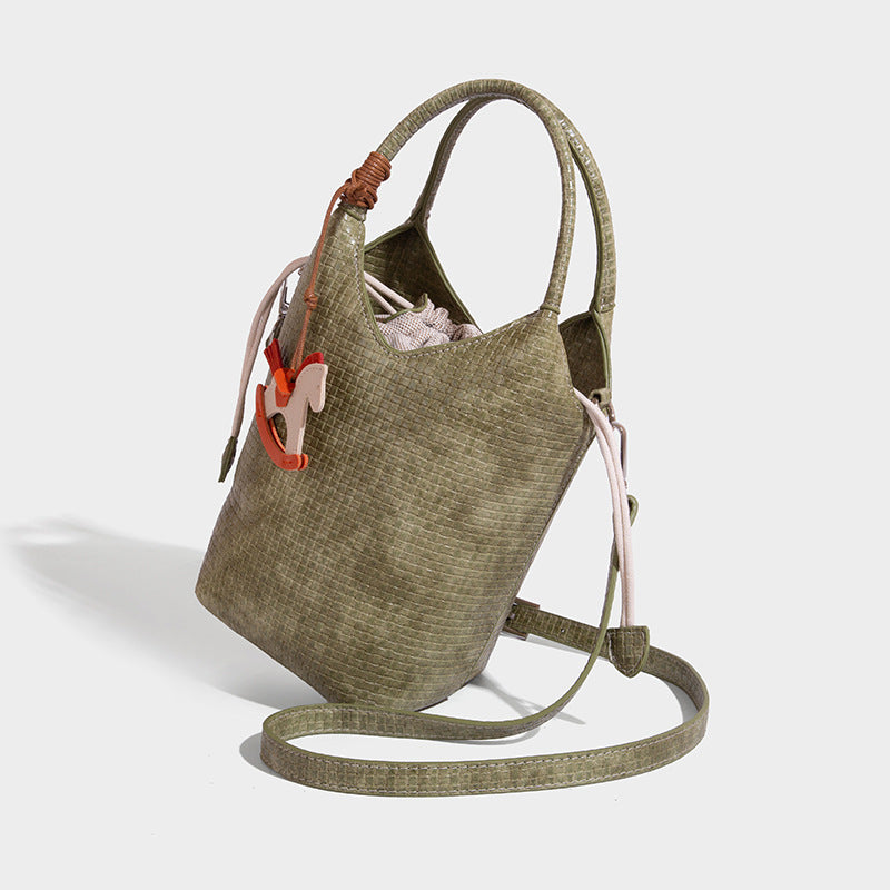 Beaira Advanced single shoulder bucket bag new versatile armpit bag woven large capacity commuting women's bag