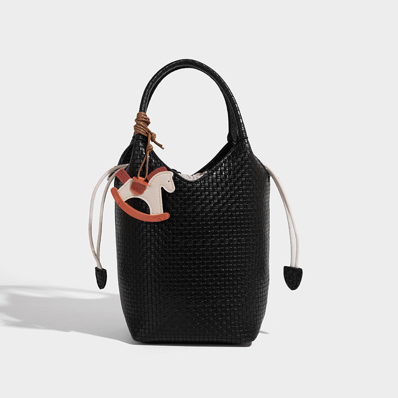 Beaira Advanced single shoulder bucket bag new versatile armpit bag woven large capacity commuting women's bag