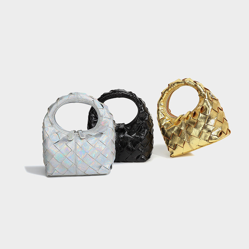 Beaira A new high-end silver handbag with a niche design and hand woven design It is a one shoulder crossbody dumpling bag