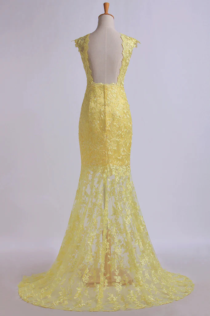 Party Dresses Mermaid/Trumpet V-Neck Lace Open Back