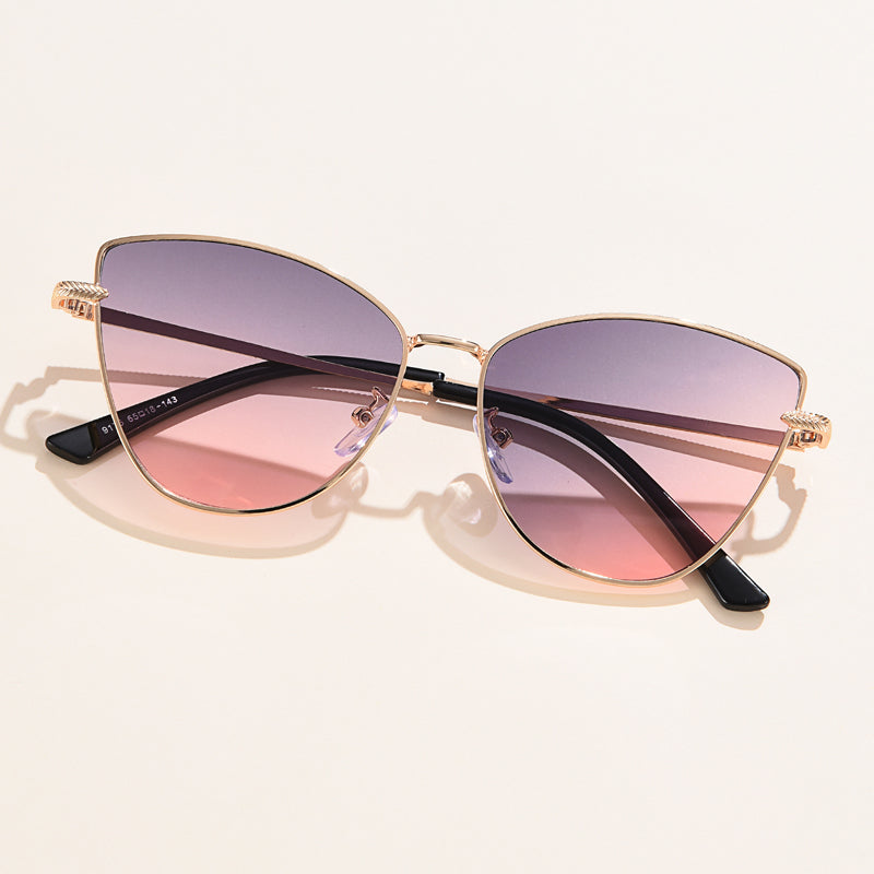 Beaira Triangle Metal Frame Sunglasses Women Cat Eye Trendy Small Fashion Cateye Sun Glasses Streetwear Shades Feminino UV400