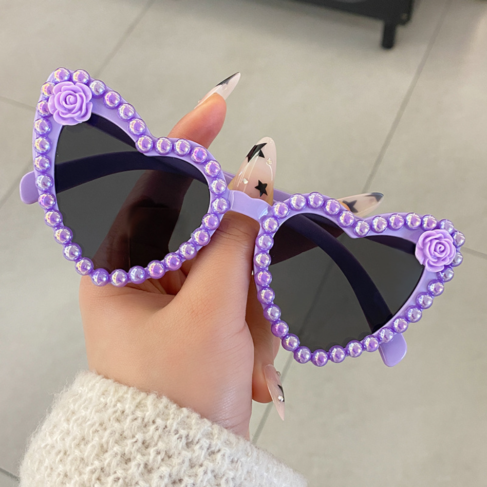 Beaira Luxury Bachelorette Party Bride Sunglasses Heart Shaped Sun Glasses For Women Bridesmaid Bride Wedding Party Photo Tools Gift