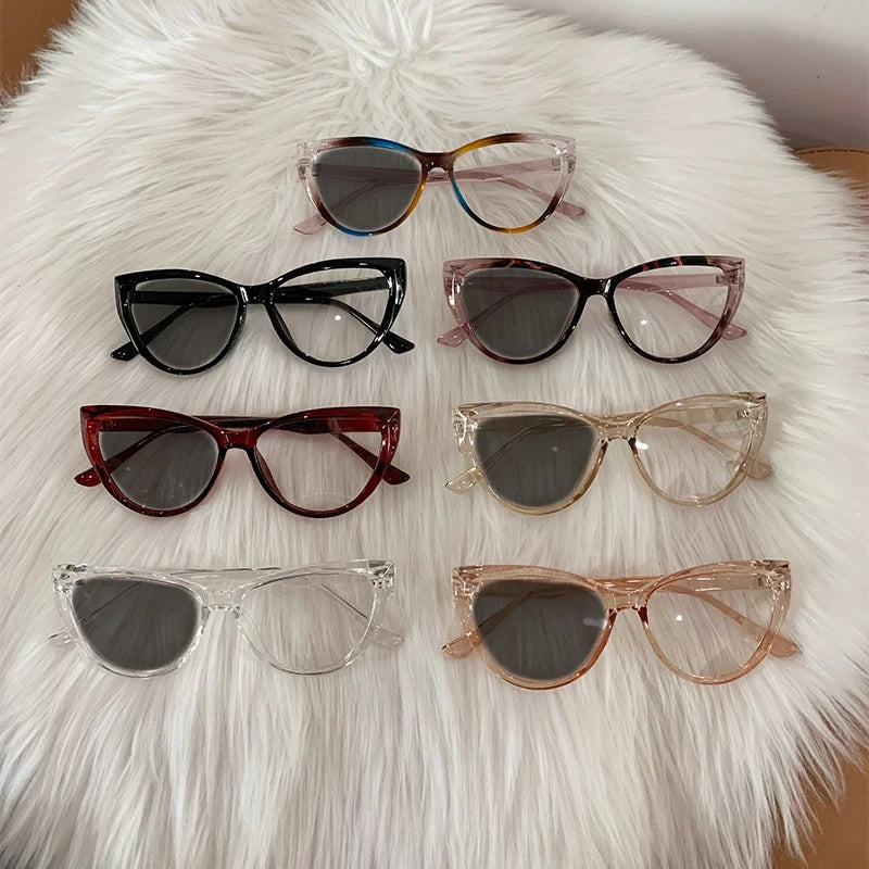 Beaira Cat Eye Frame Outdoor Photochromic Sunglasses Fashion Trendy Anti Blue Light Plain Eyeglasses Finished Optical Spectacle Eyewear