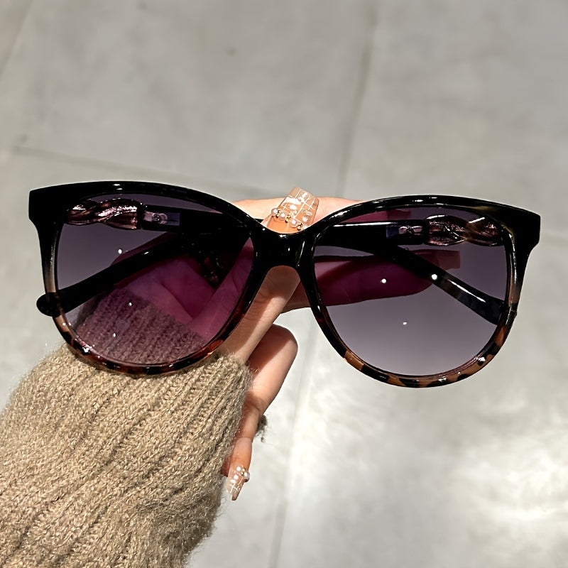 Beaira Women's Cat Eye Sunglasses Retro Butterfly Sunglasses Women's Fashion Mountaineering Sunglasses