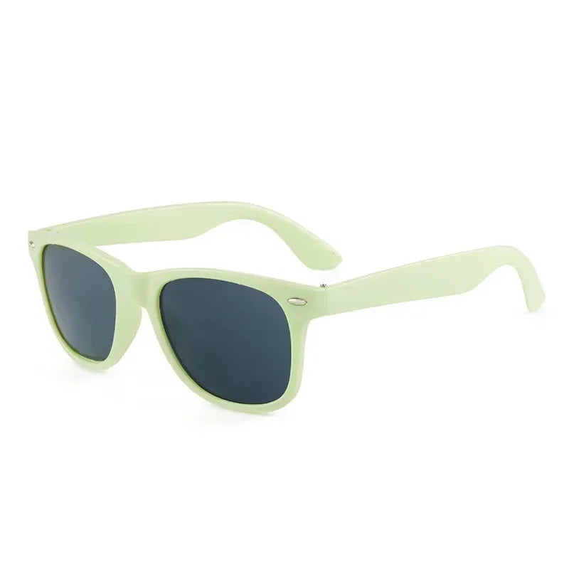 Beaira Fashion Brand Adult Sunglasses Anti-UV Women Men Outdoor Sun-shading Eyeglasses Unisex Sports Travel Shades Eyewear Goggles